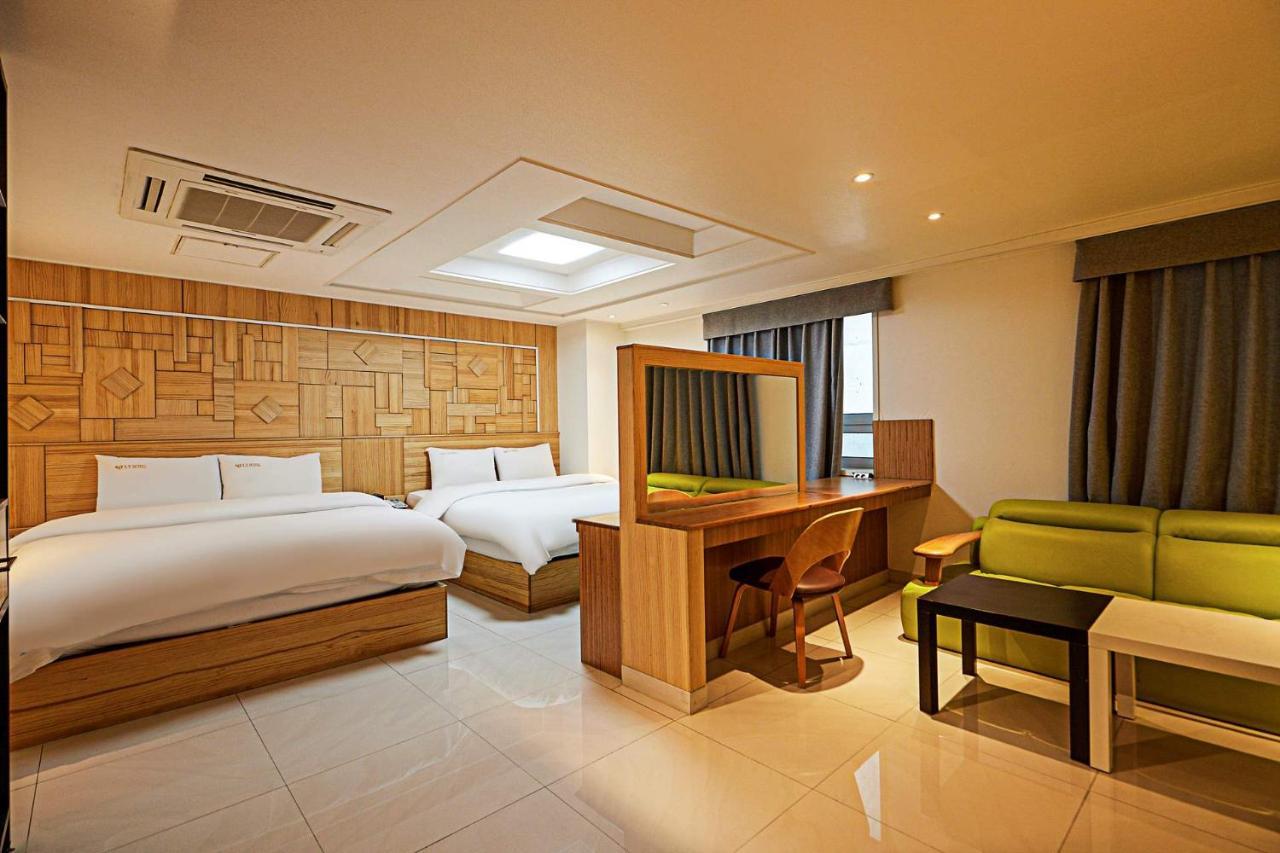 I.Y Hotel Suwon Eksteriør billede